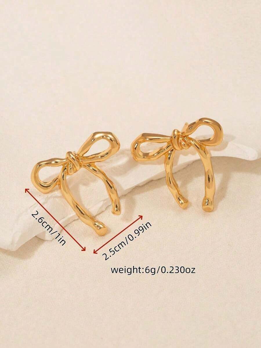Luxe Ribbon Gold Studs